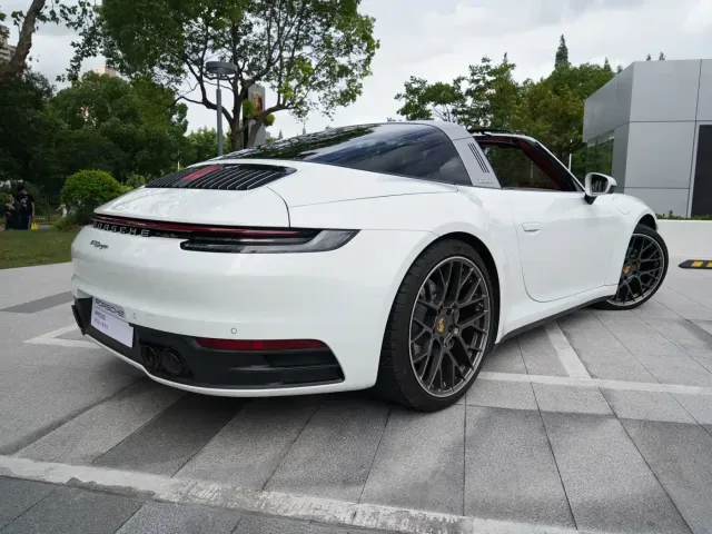 Porsche 911 — Фото автомобиля 16