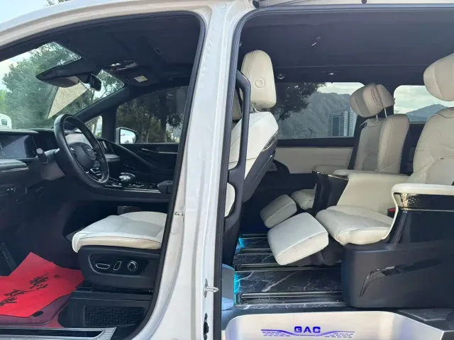 GAC Trumpchi M8 — Фото автомобиля 4