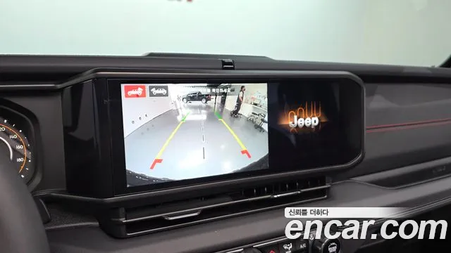 Jeep Wrangler — Фото автомобиля 19