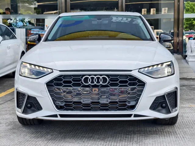 Audi A4L — Фото автомобиля 2