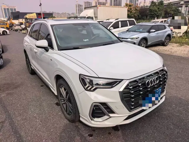 Audi Q3 — Фото автомобиля 2