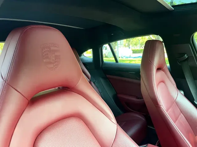 Porsche Panamera — Фото автомобиля 17