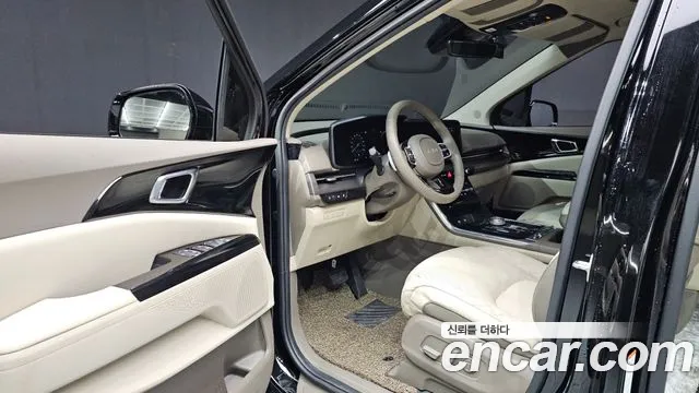 Kia Carnival 4th Gen — Фото автомобиля 15