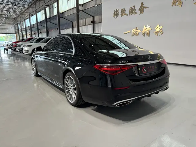 Mercedes-Benz S-Class — Фото автомобиля 4