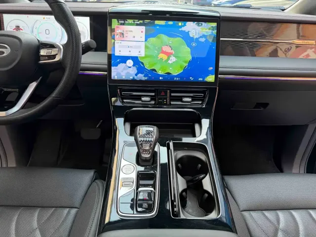 GAC Trumpchi M8 — Фото автомобиля 14