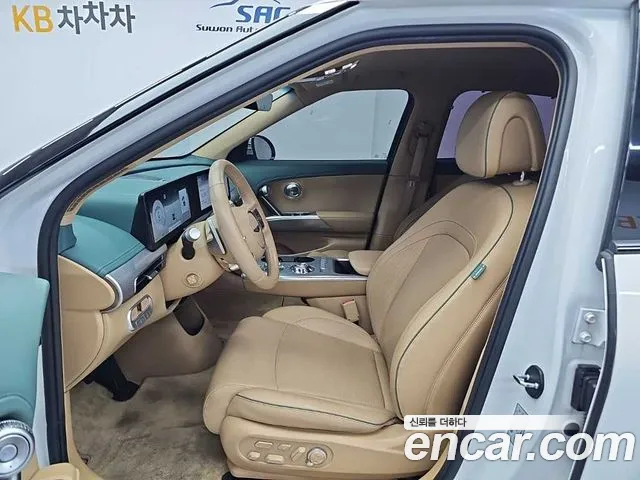 Genesis GV60 — Фото автомобиля 11