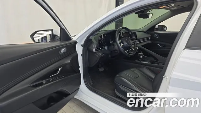 Hyundai Avante CN7 — Фото автомобиля 15