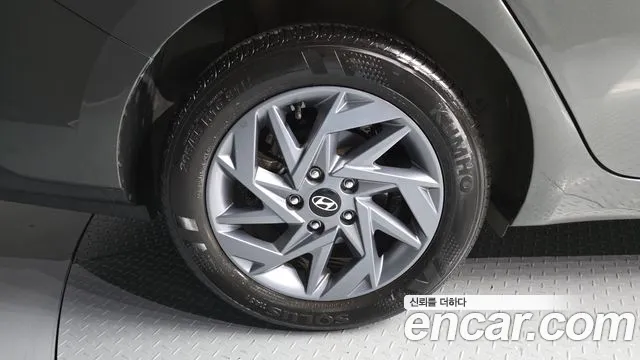 Hyundai Avante CN7 — Фото автомобиля 5