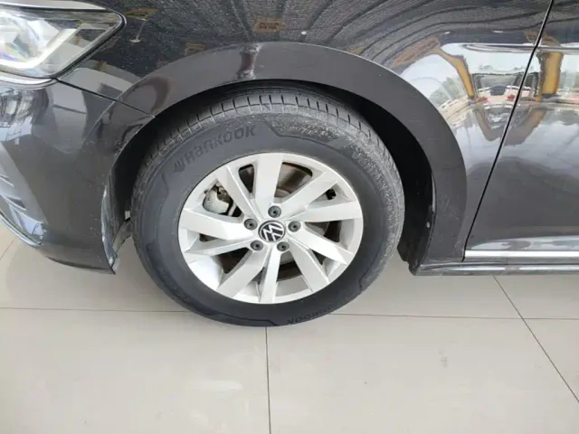 Volkswagen Passat — Фото автомобиля 22