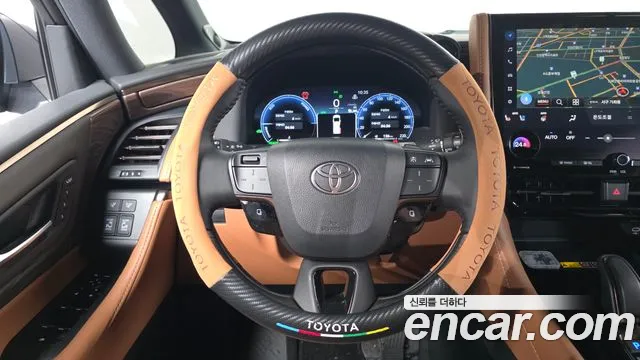 Toyota Alphard — Фото автомобиля 12