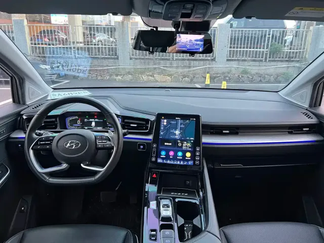 Hyundai Custo — Фото автомобиля 10