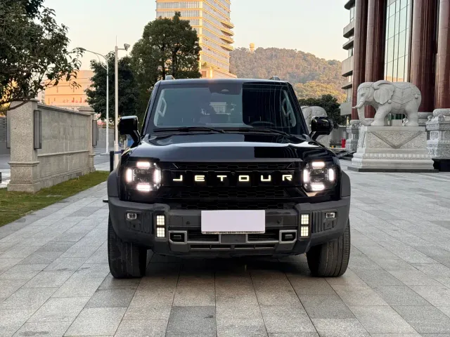 Jetour T2 — Фото автомобиля 2
