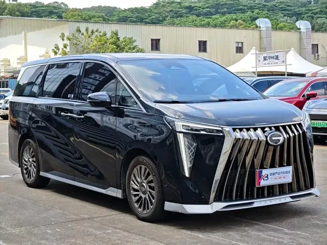 GAC Trumpchi M8 — Фото автомобиля 3