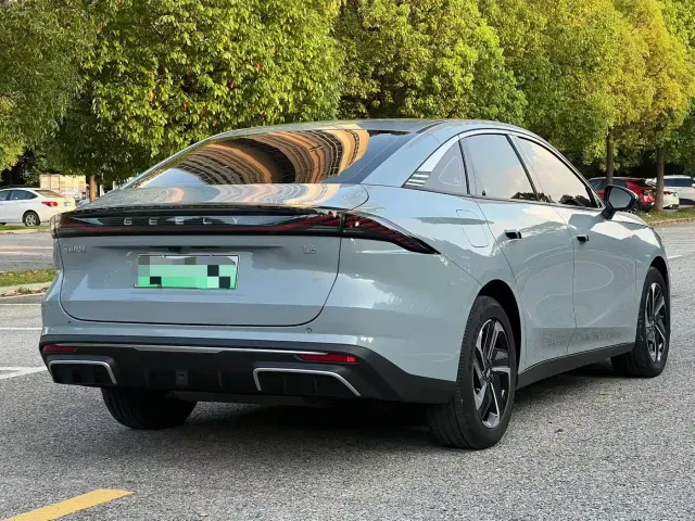 Geely Galaxy L6 — Фото автомобиля 4