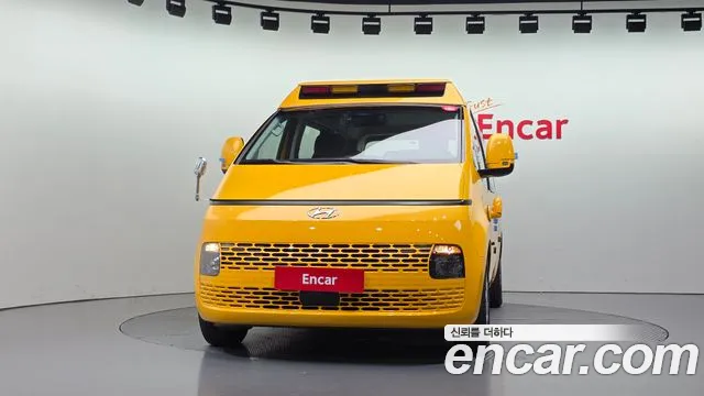 Hyundai Staria — Фото автомобиля 3