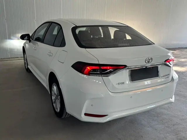 Toyota Corolla — Фото автомобиля 6