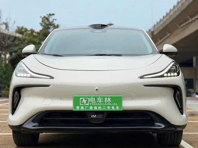 IM Motors LS6 — Фото автомобиля 2