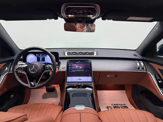 Mercedes-Benz S-Class — Фото автомобиля 17