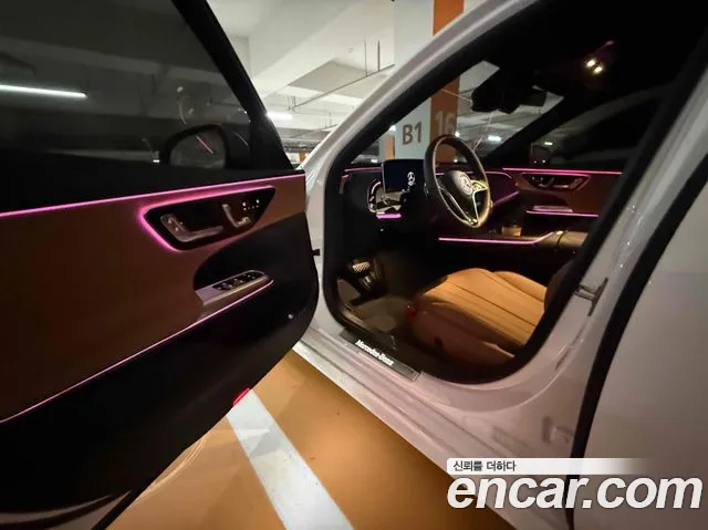 Mercedes-Benz E-Class — Фото автомобиля 8