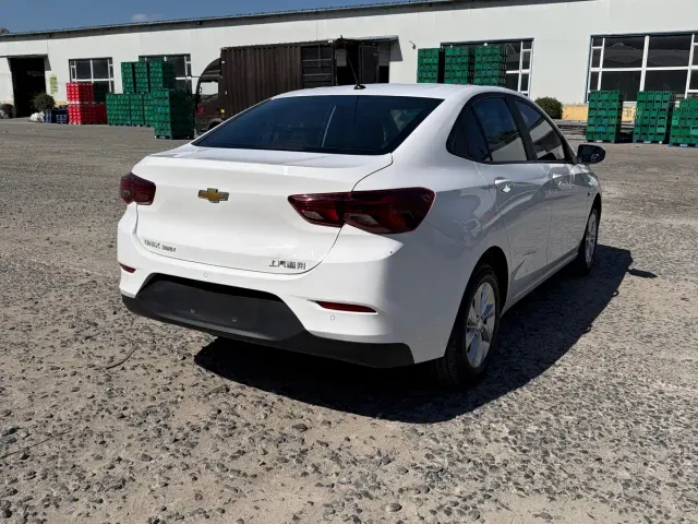 Chevrolet Cavalier — Фото автомобиля 21