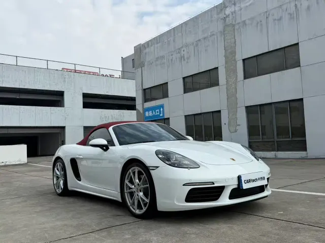 Porsche 718 — Фото автомобиля 3