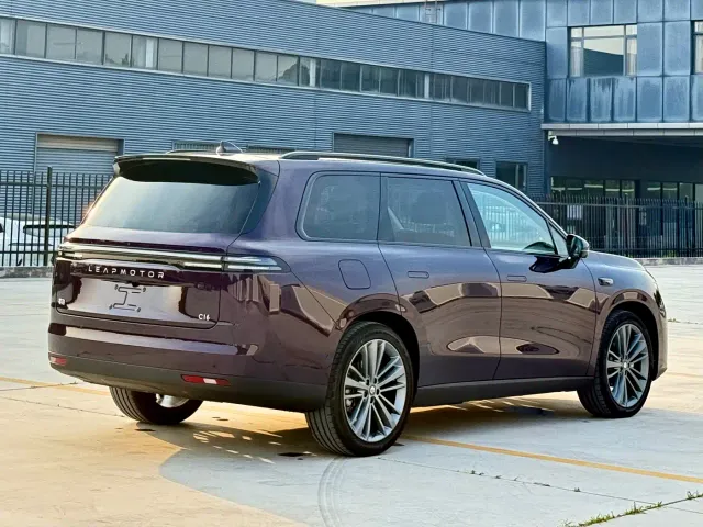 Leapmotor C16 — Фото автомобиля 5