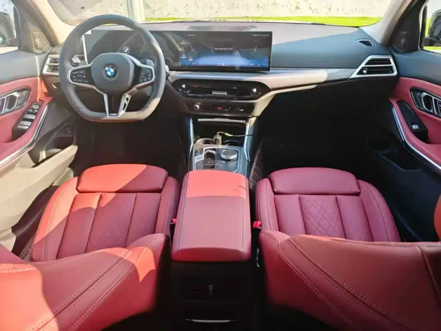 BMW 3 Series — Фото автомобиля 12