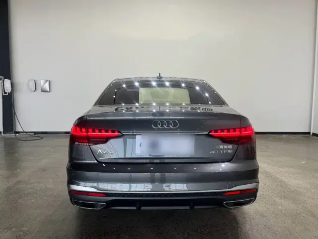 Audi A4L — Фото автомобиля 11