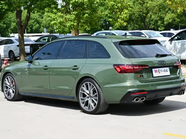 Audi S4 — Фото автомобиля 4