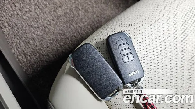Kia Canival Carnival 4 поколение Бензин 7 мест Hi-Limousine — Фото автомобиля 20