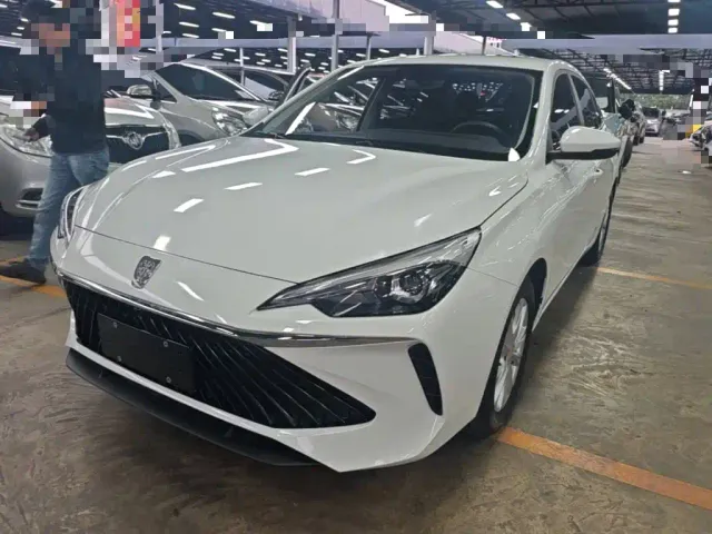 Фотография автомобиля — Roewe i5
