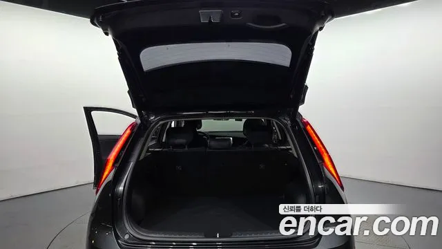 Kia Niro New — Фото автомобиля 24