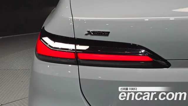 BMW 7 Series G70 — Фото автомобиля 8