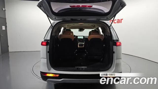 Kia Carnival 4th Gen — Фото автомобиля 26