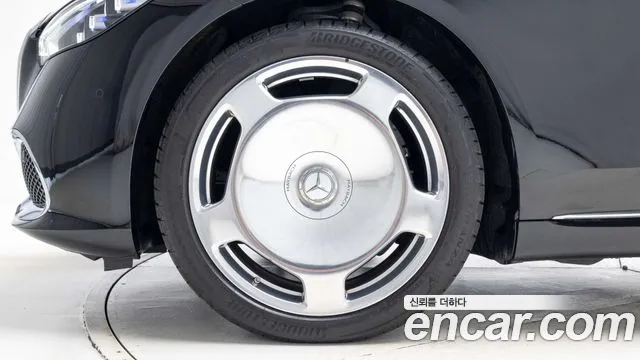 Mercedes-Benz S-Class — Фото автомобиля 5