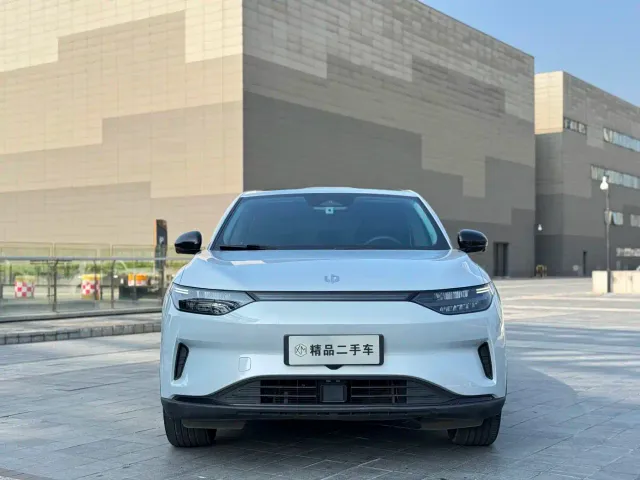 Leapmotor C11 — Фото автомобиля 2