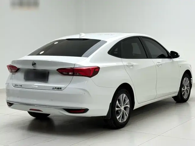 Buick Verano — Фото автомобиля 25