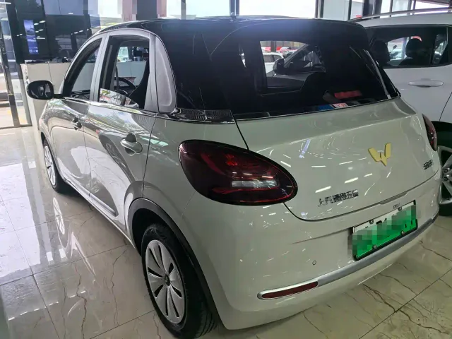 Wuling Bingo — Фото автомобиля 4