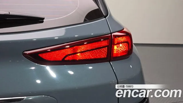 Hyundai Kona Новый Kona Бензин 2.0 2WD — Фото автомобиля 21
