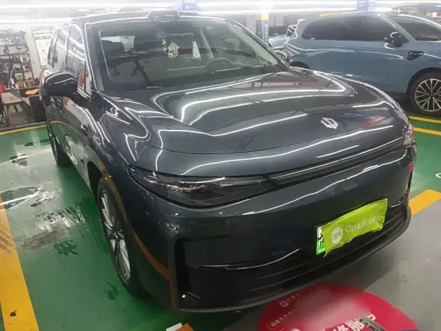 Leapmotor C10 — Фото автомобиля 3