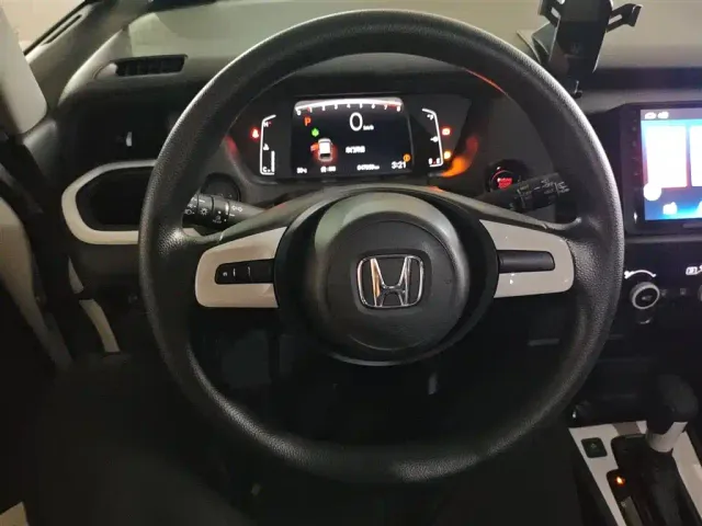 Honda Fit — Фото автомобиля 2