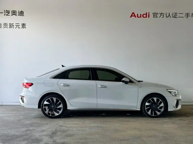 Audi A3 — Фото автомобиля 5