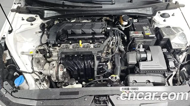 Hyundai Avante CN7 — Фото автомобиля 6