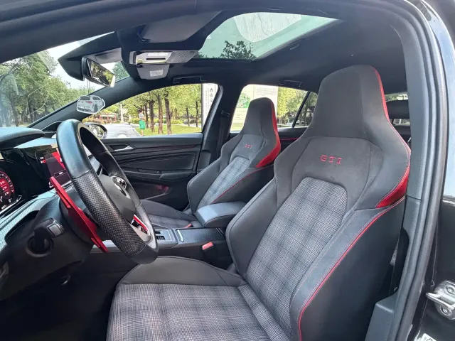 Volkswagen Golf GTI — Фото автомобиля 14