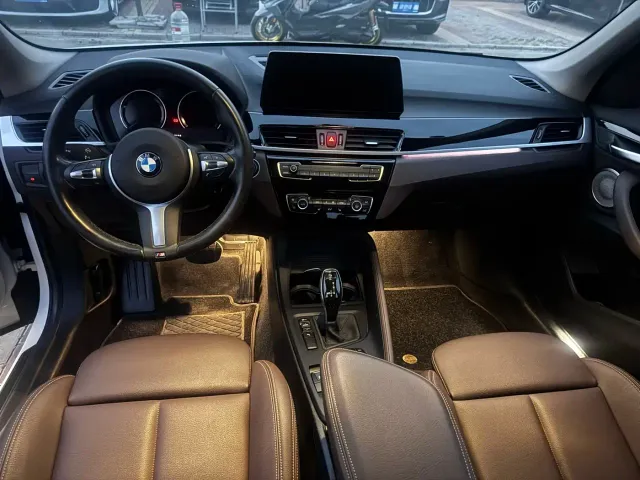 BMW X1 — Фото автомобиля 4