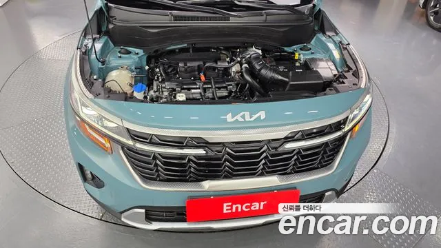 Kia Seltos New — Фото автомобиля 9