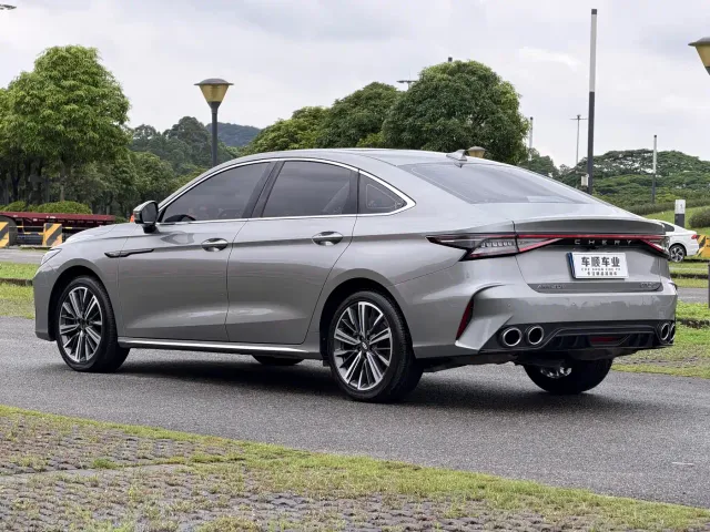 Chery Arrizo 8 — Фото автомобиля 6