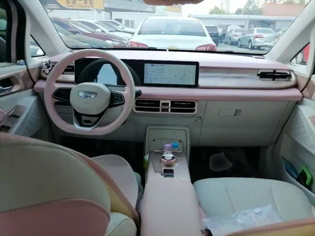 Geely Geometry E Firefly — Фото автомобиля 12