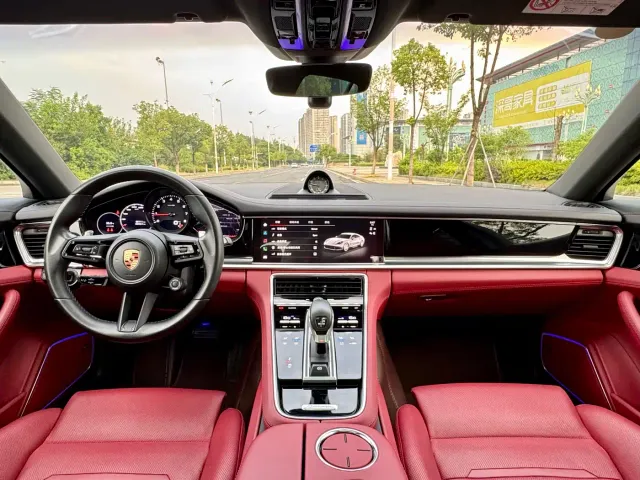 Porsche Panamera — Фото автомобиля 25