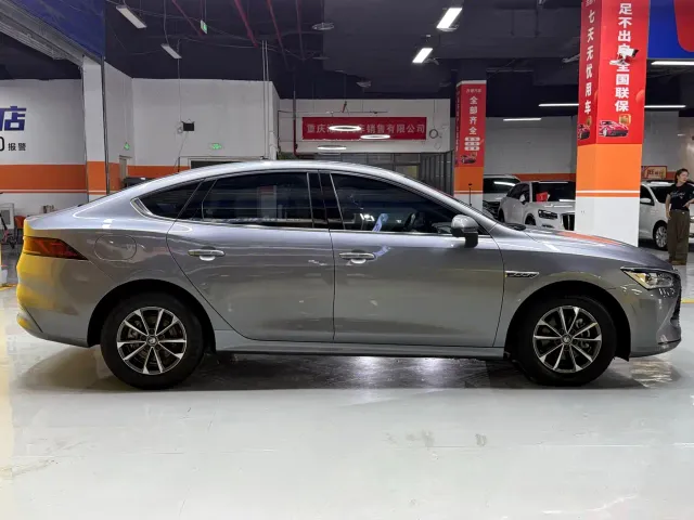 BYD Qin PLUS — Фото автомобиля 4